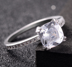 Women's Zircon Ring, European Diamond Ring