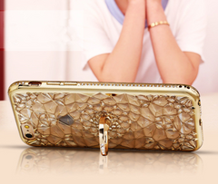Rhinestone Ring Phone Case with Durian Flower Design